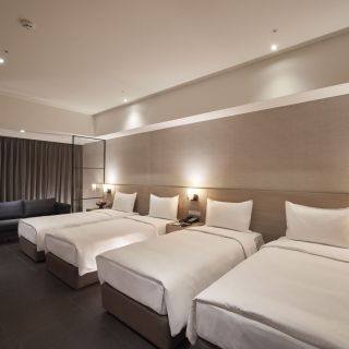 twL_room_24K10_BlzjS6nv13
